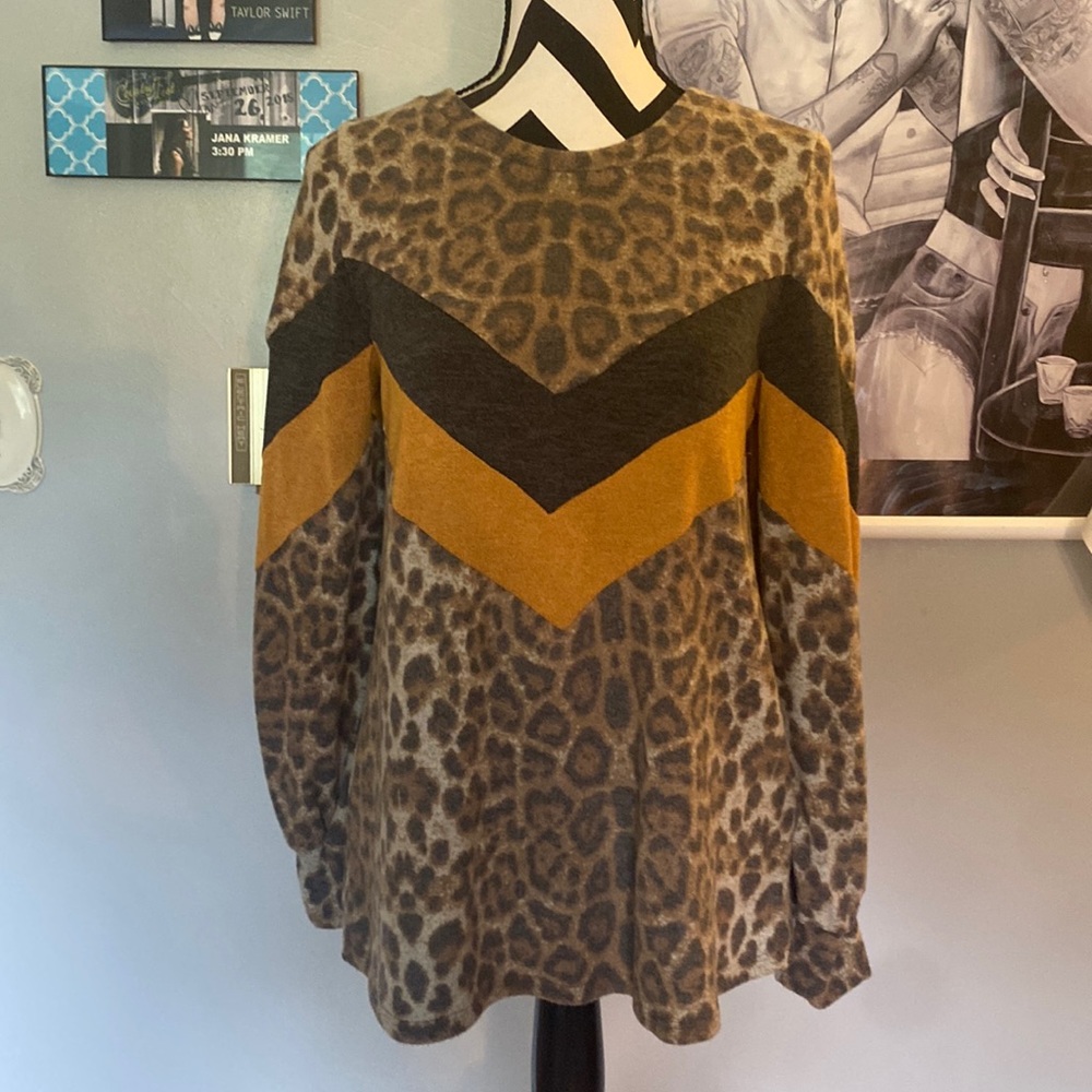 Soft sweater/ shirt